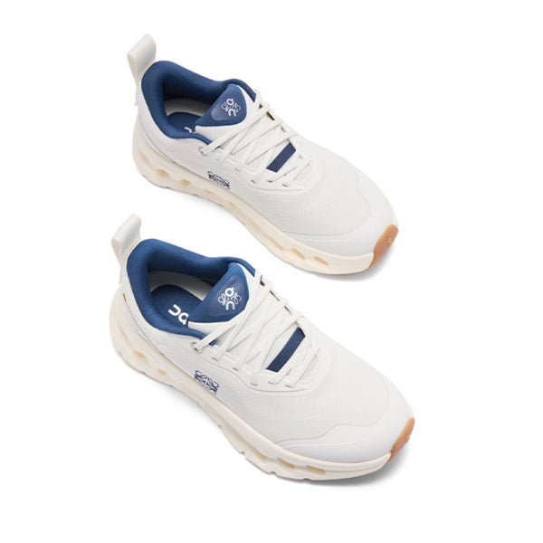 On   Cloudtilt   Loewe   2   'White   |   Navy'