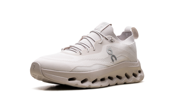 ON   CLOUD   RUNNING   CLOUDTILT   "LOEWE   -   SAND"