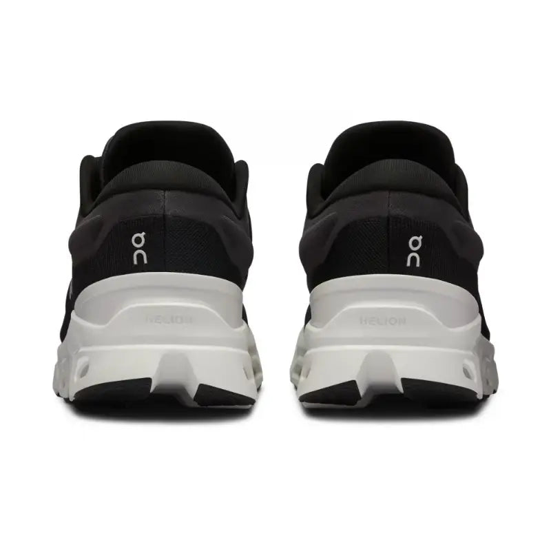 On Running Cloudstratus 3 Black/Frost