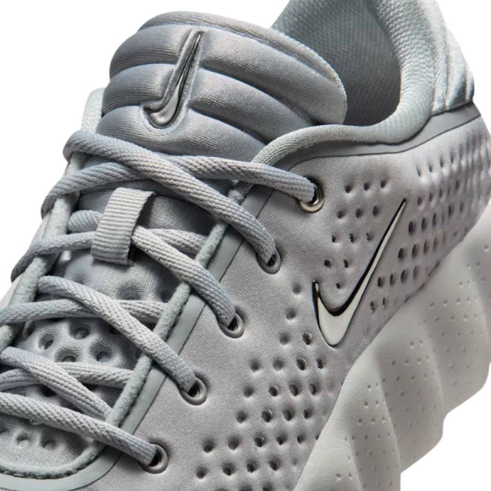 Nike mind 002