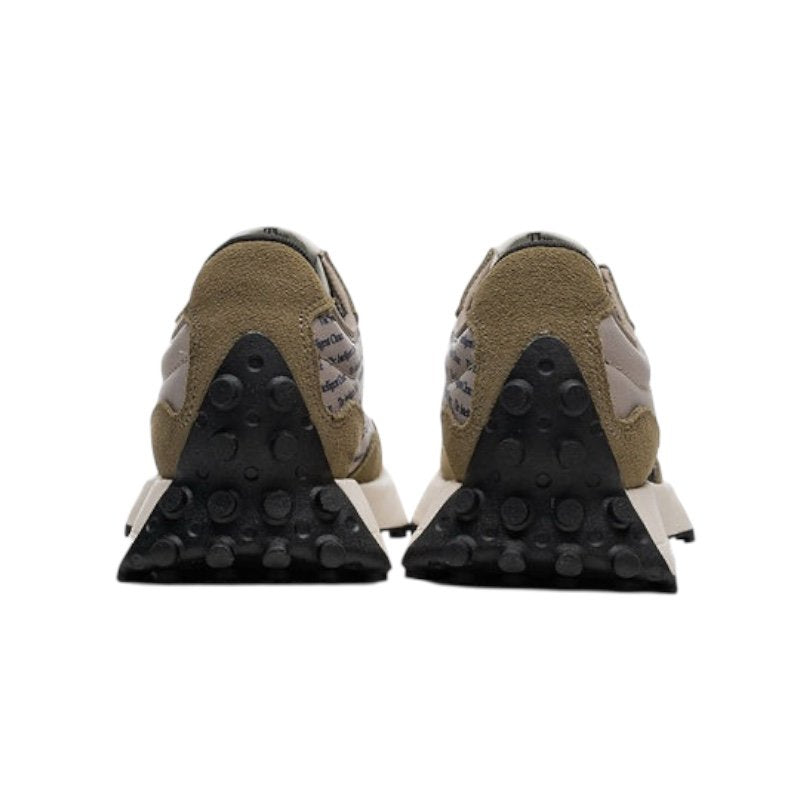 New Balance 327 – Aluminum
