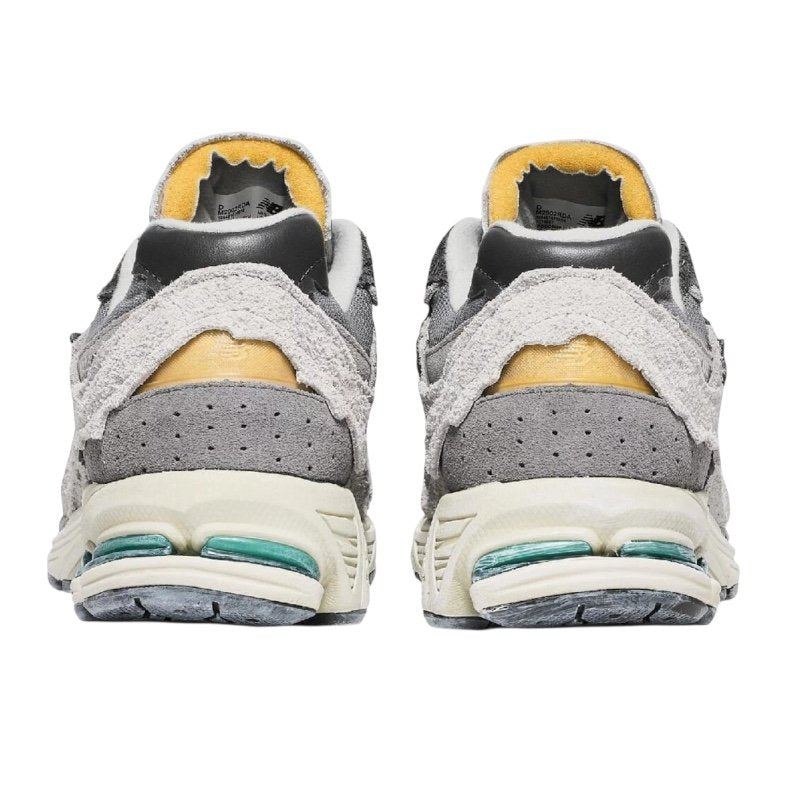 New Balance 2002R – Protection Rain Cloud