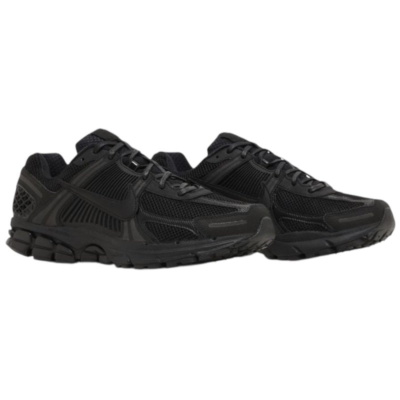 Nike Zoom Vomero 5 all black