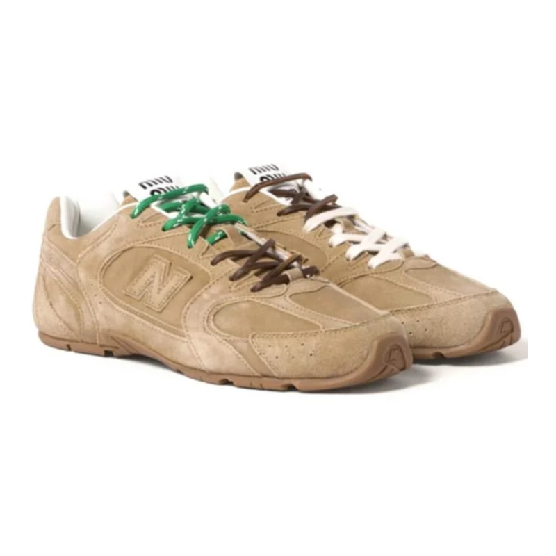 New Balance 530 SL Miu Miu Ecru
