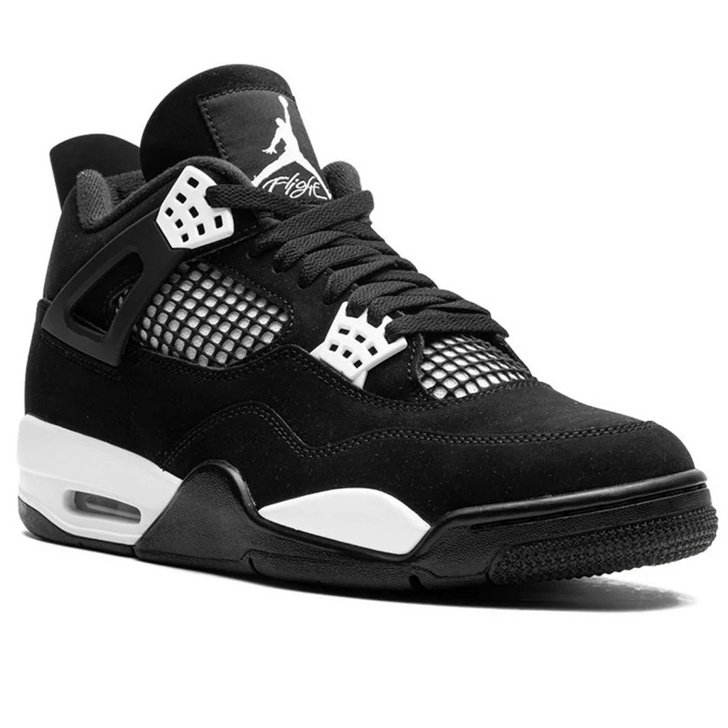 Air Jordan 4 “White Thunder”